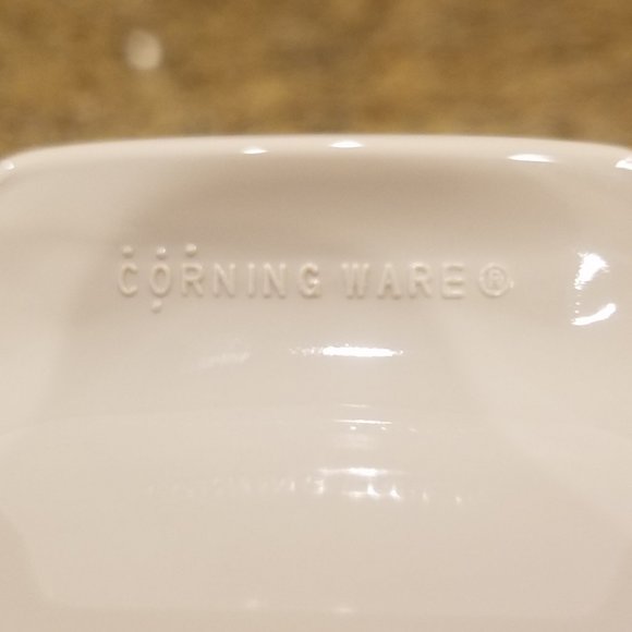 1.5 Quart Square Casserole No Lid Abundance (Corelle) by Corning - Picture 4 of 6